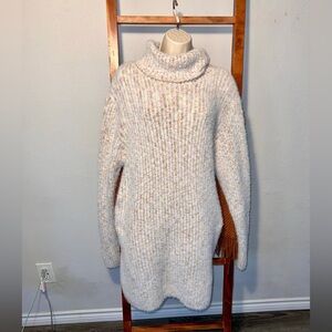 NWOT Lulus Sweater Dress